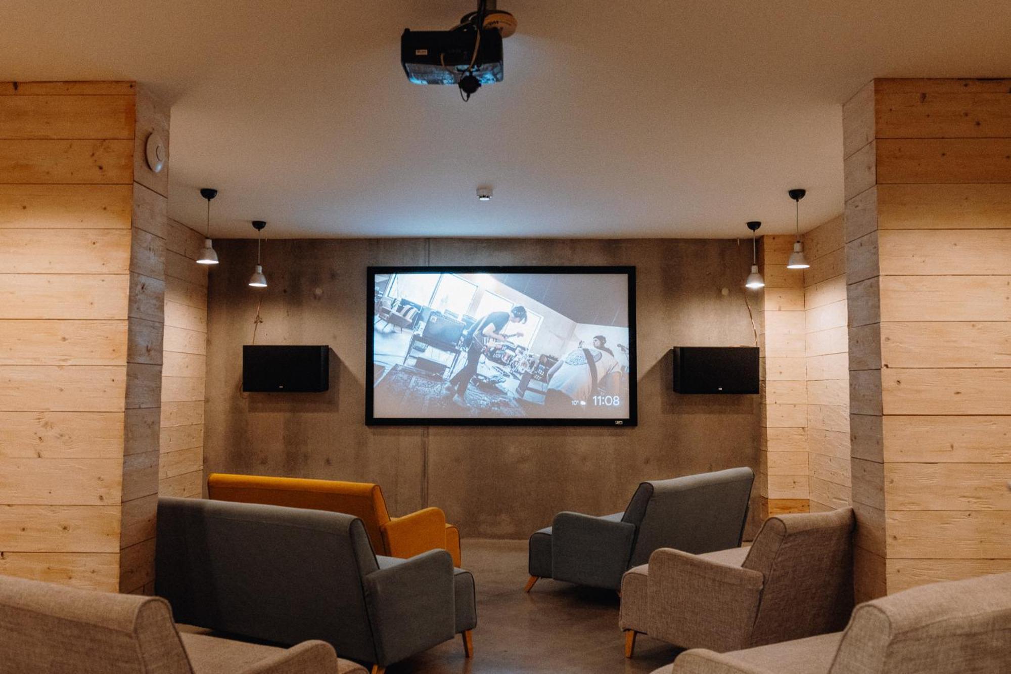 מאלמדי Daft Hotel & Glamping מראה חיצוני תמונה